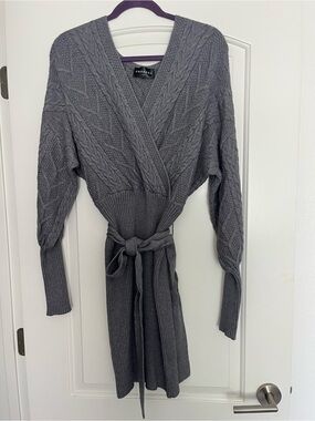 Emprada Cable Knit Wrap Cardigan in Heather Gray -Size Large